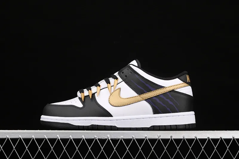 All Categories Nk SB Dunk Series Nk SB Dunk Low Low-top Sneakers J Version Nk Dunk Low SB Dunk Series Black and White Gold Hook Low-top Casual Sports Skateboard Shoes DD1503-101